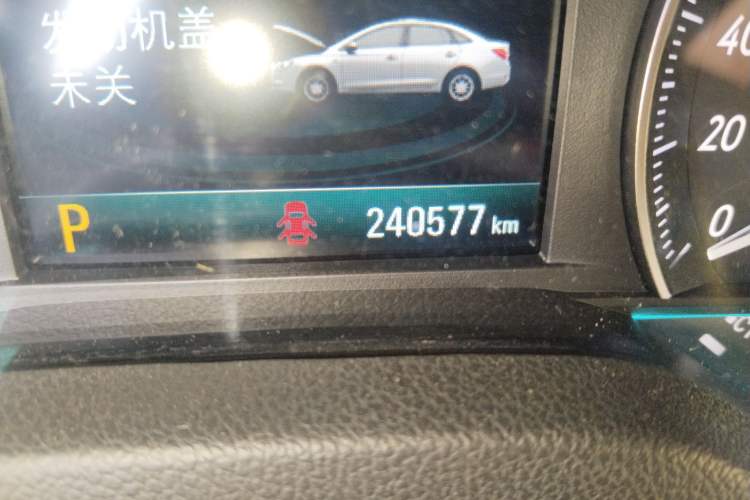 Used Buick GT 2021 1.3T Automatic Mild Hybrid Elite Version Odometer Close Up