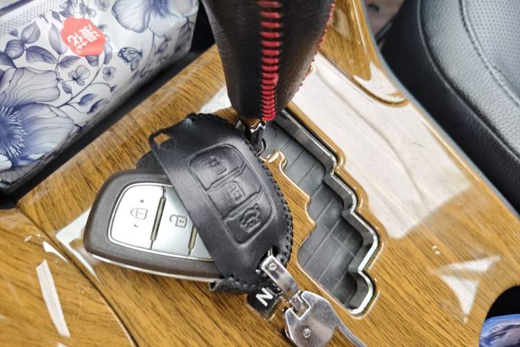 Used Hyundai ix35 2015 2.0L Automatic 2WD Smart Type China IV Vehicle Key