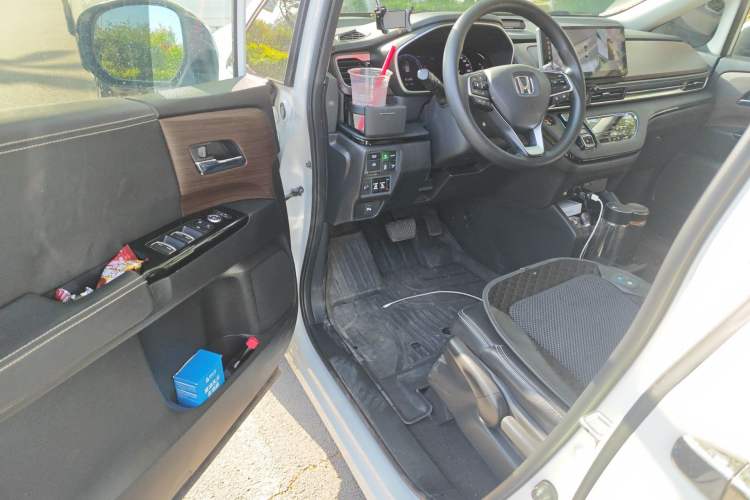 Used Honda Odyssey 2024 2.0L eHEV Sharp & Enjoy Edition
