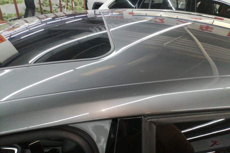 Used Volkswagen Sagitar 2014 1.4TSI Automatic Luxury Model Roof