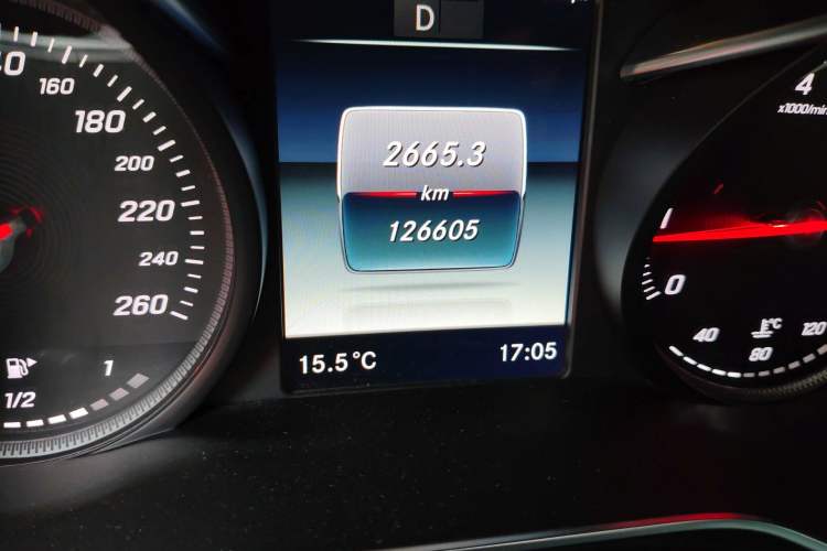 Used Mercedes-Benz GLC Coupe 2018 GLC 260 4MATIC Coupe SUV