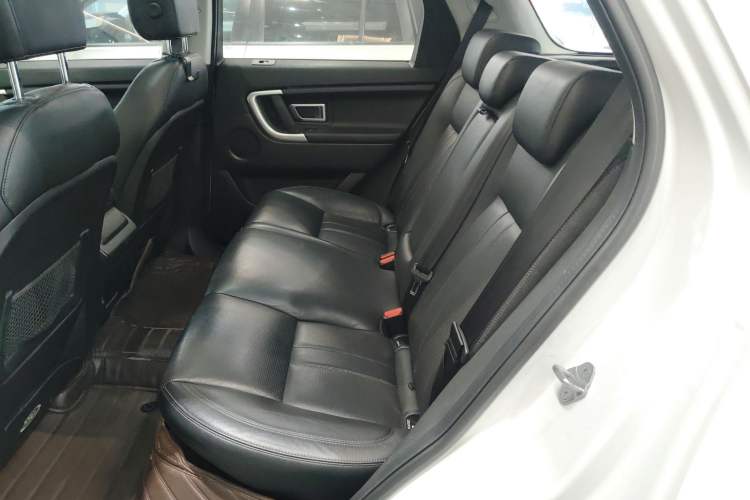 Used Land Rover Discovery Sport 2017 2.0T SE
