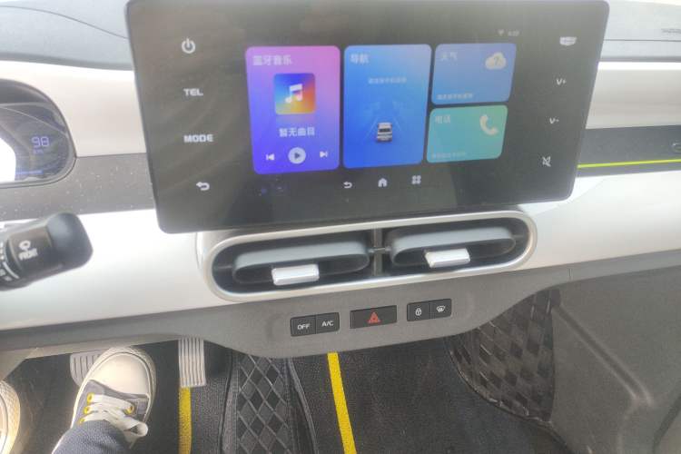 Used Geely Galaxy Panda 2025 210km Panda Kart Audio And AC Panel