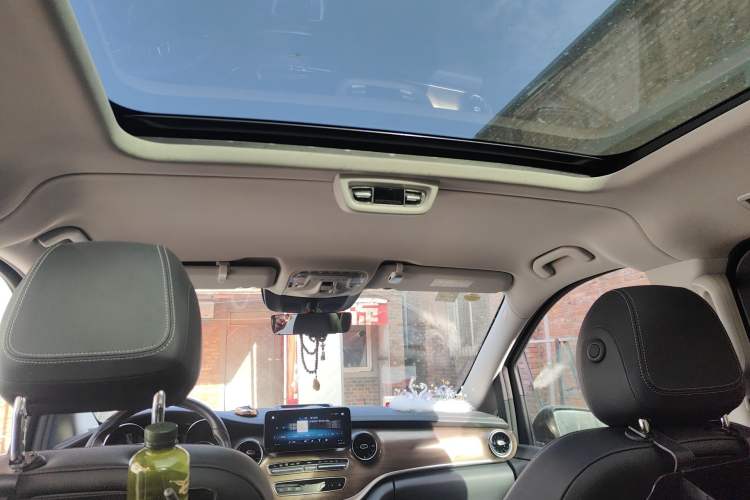 Used Mercedes-Benz V-Class 2021 V 260 L Long Wheelbase Prestige Edition Headliner