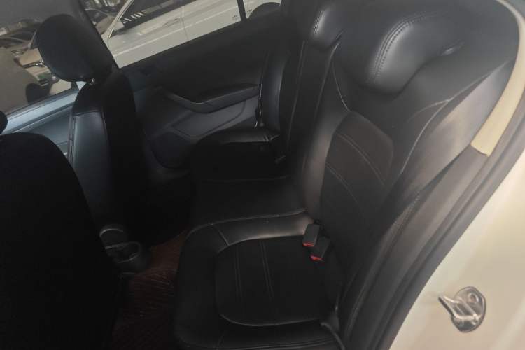 Used Volkswagen Santana 2016 1.6L Manual Fashion Edition Left Rear Seat