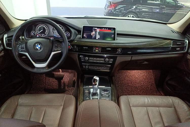 Used BMW X5 2014 xDrive35i Luxury Edition
