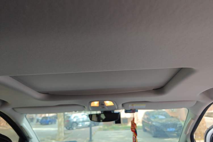 Used SAIC MAXUS G20 2023 Facelifted PLUS 2.0T Gasoline Automatic Luxury Edition