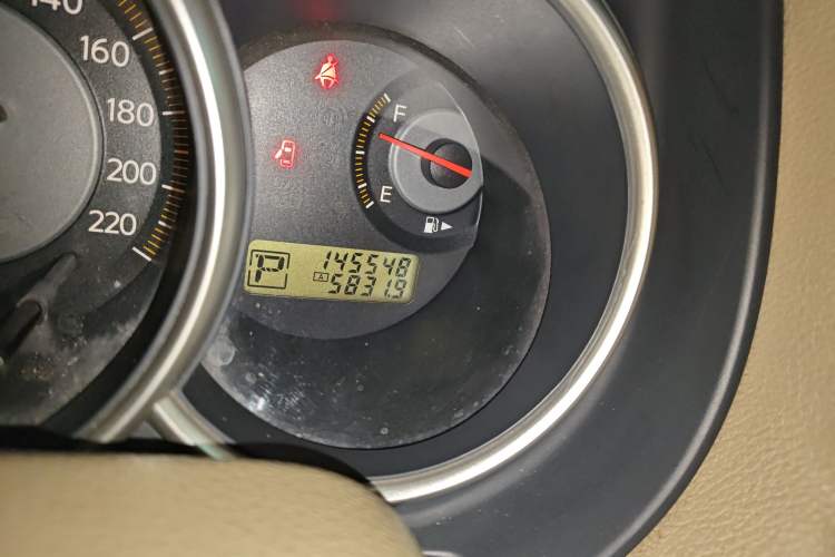 Used Nissan Tiida 2005 1.6GE AT
