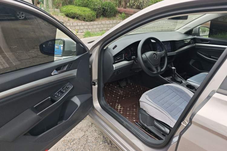 Used Volkswagen Bora 2020 1.5L Automatic Fashion Edition Driver Seat