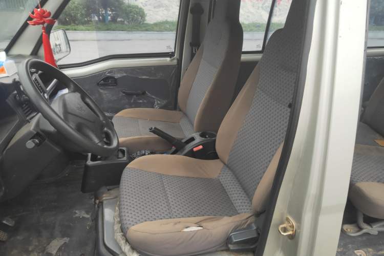 Used Wuling Zhiguang 2013 1.0L Practical Version