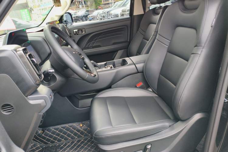 Used Haval Raptor New Energy 2023 Hi4 102 Exploration Edition Left Front Seat