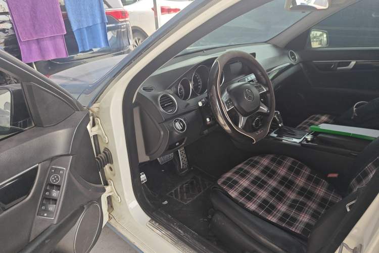 Used Mercedes-Benz C-Class 2013 C 180 CGI Classic