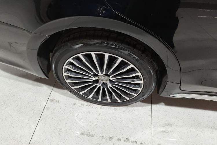 Used Toyota Crown 2018 2.0T Sport Edition
