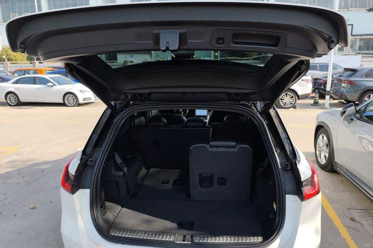 Used Nio ES8 2020 580 km Range 7-Seater Version