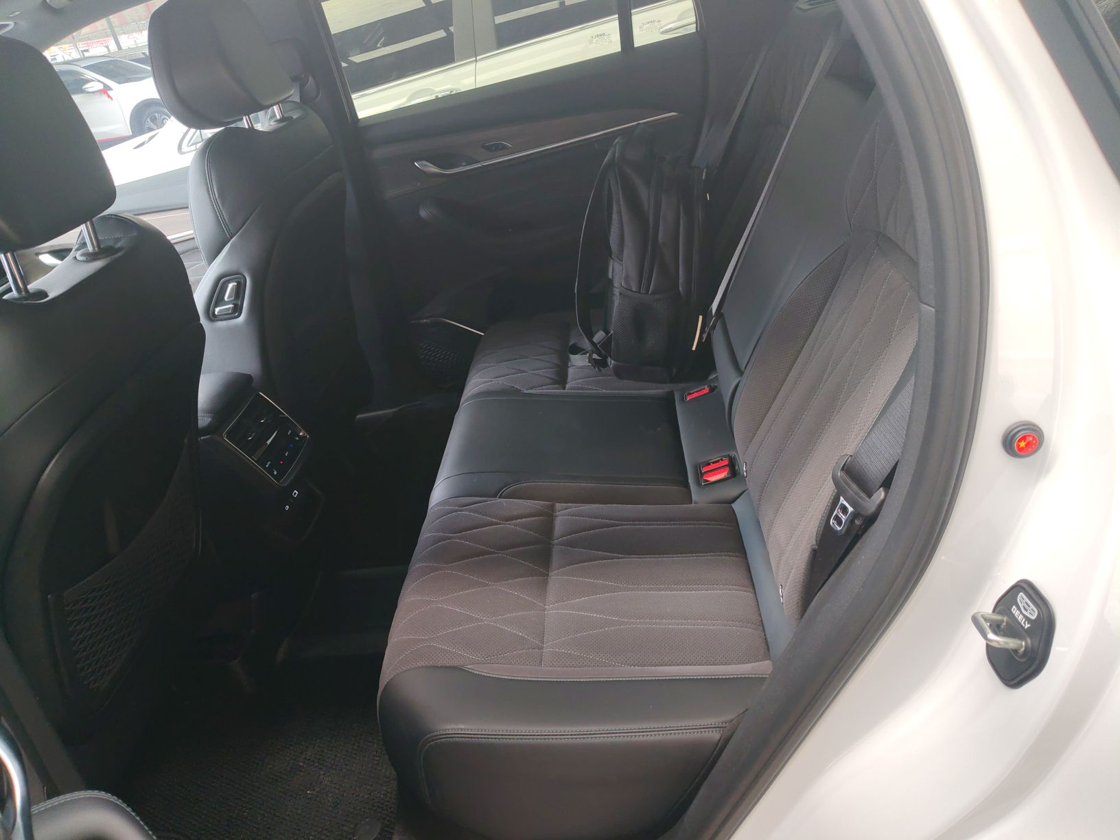 Geely Auto Monjaro L 2025 Dongfang Yao 2.0TD Automatic Lanxing Edition — снимка 20
