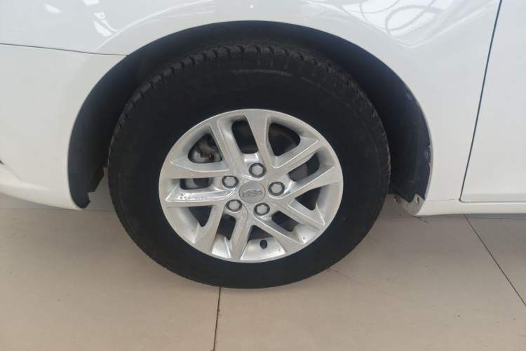 Used Geely Auto Emgrand 2017 Sedan Million Edition 1.5L Manual Luxury Model
