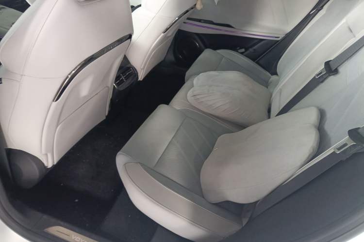 Used VOYAH FREE 2025 318 318 km Rear-Drive Touring Edition
