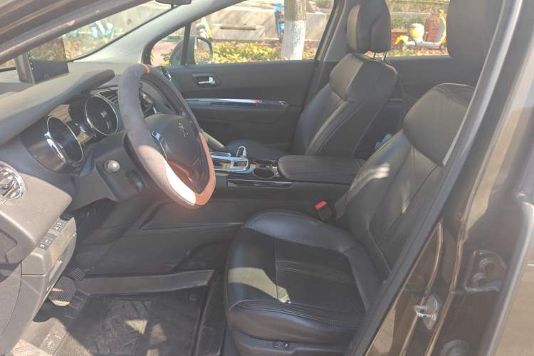 Used Peugeot 3008 2015 2.0L Automatic Trend Edition