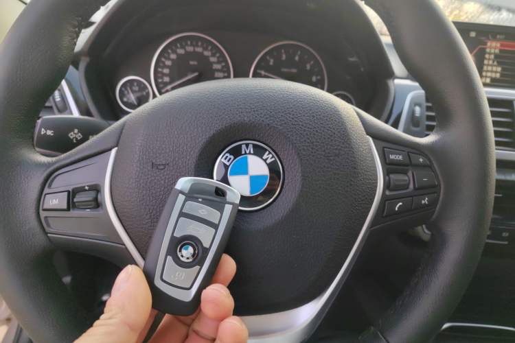 Used BMW 3 Series 2016 320Li Ambition Model