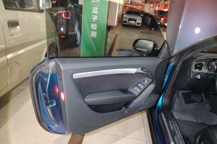 Used Audi A5 2013 Cabriolet 40 TFSI