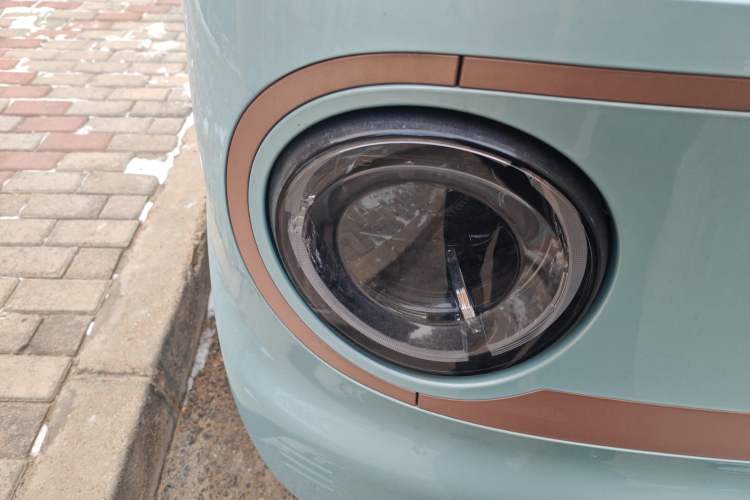 Used Geely Galaxy Panda 2023 Panda Mini 120km Super Cute Bear Right Front Headlight