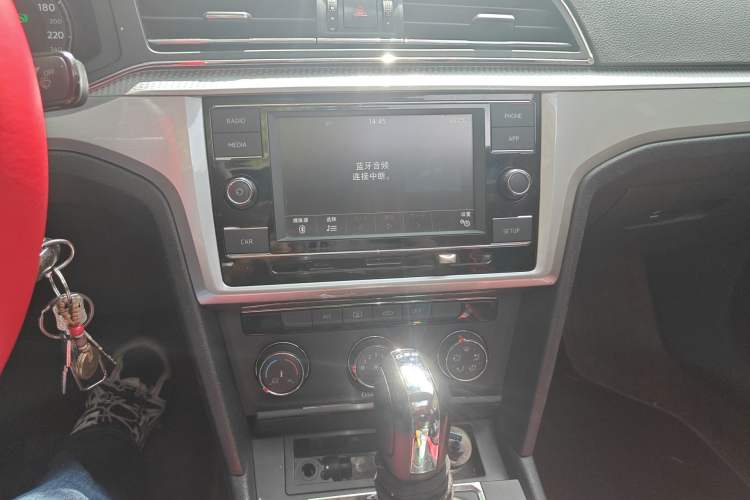 Used Volkswagen Lamando 2019 230TSI DSG Vision Edition China V Standard Audio And AC Panel