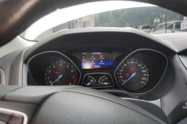 Used Ford Focus 2017 Hatchback EcoBoost 180 Automatic Elite Model Instrument Cluster