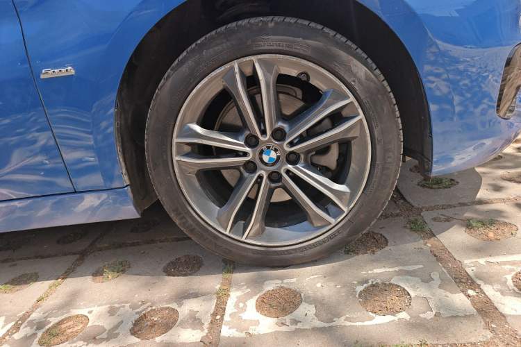 Used BMW 1 Series 2018 118i Sport Edition Right Front Wheel Hub
