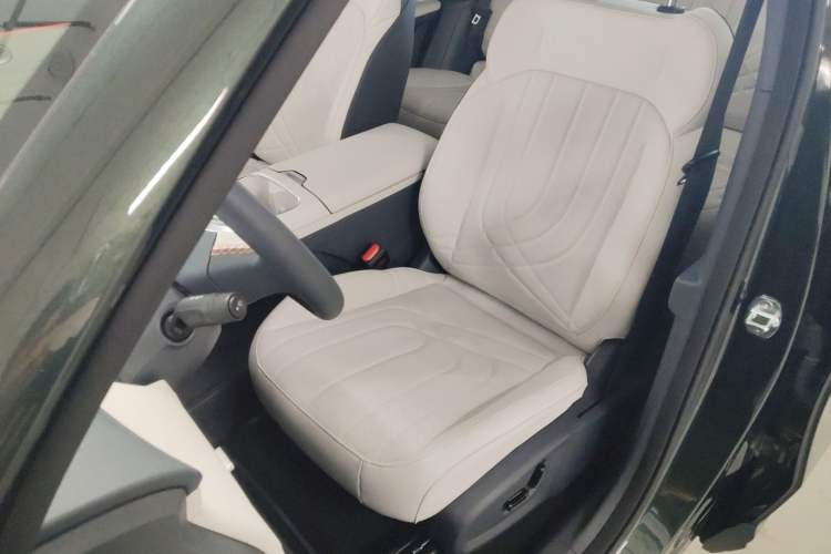 Used Geely Galaxy Galaxy Xingjian 7 EM-i 2025 120km Flagship Edition