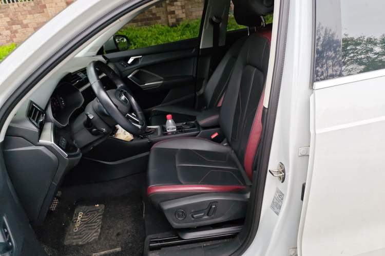 Used Audi Q3 2020 35 TFSI Fashionable and Elegant Model Left Front Seat