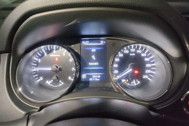 Used Nissan X-Trail 2022 2.0L Two-Wheel Drive Smart Connect & Comfort Edition