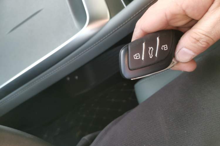 Used Roewe D6 2025 450km Deluxe Edition