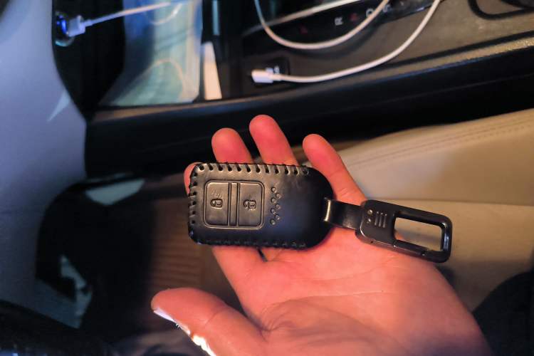 Used Honda Jade 2014 1.8L CVT Luxury Edition 5 seats
