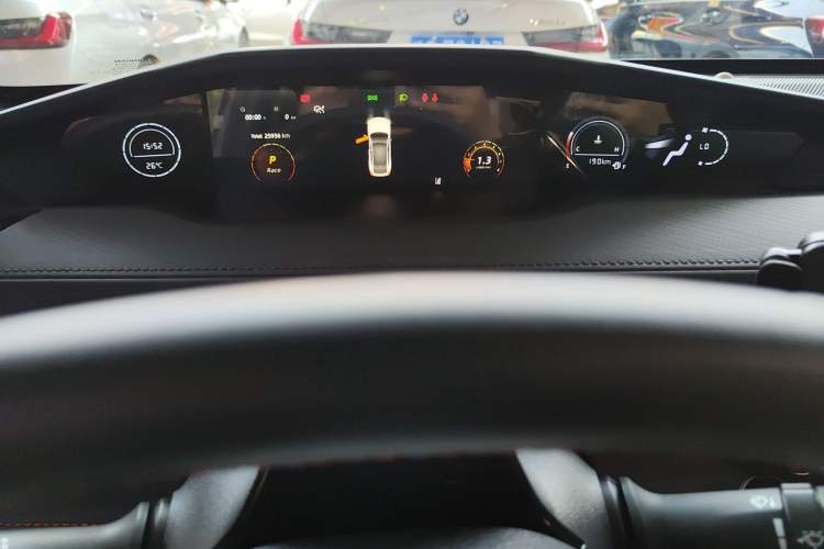 Used CHANGAN UNI-V 2022 1.5T Prestige Version Instrument Cluster