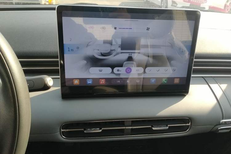 Used Dongfeng NAMMI 01 2024 330 Air