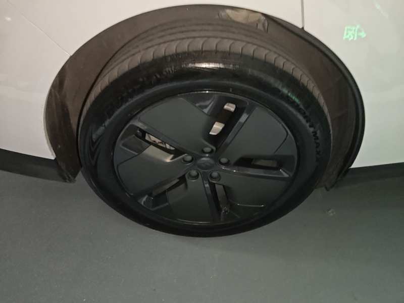 Used Li Auto i6 2025 Model Two-Wheel-Drive Standard Type — 25
