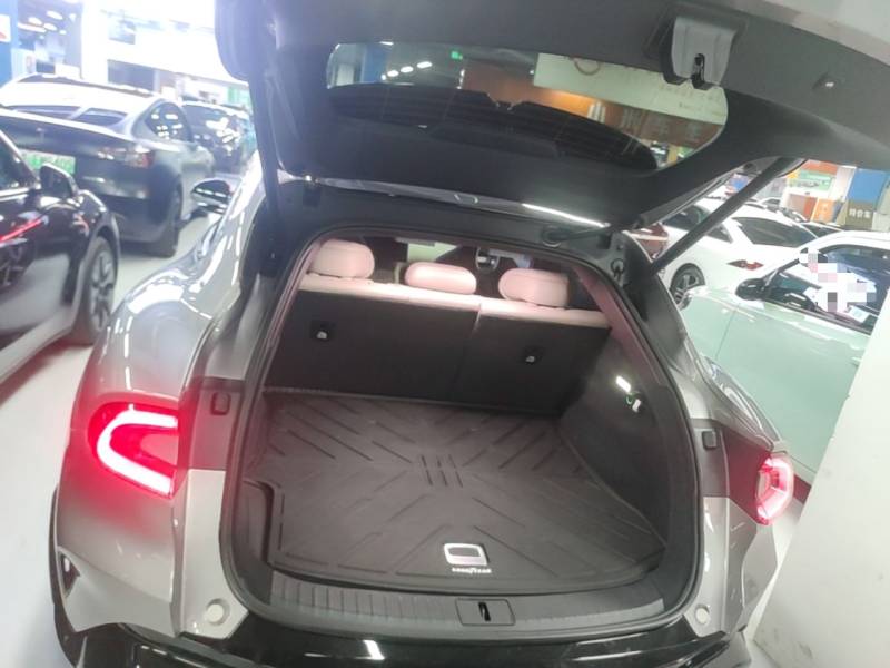 Used Xiaomi Auto YU7 2025 Ultra-Long Range High-Performance All-Wheel-Drive Max Edition — 18