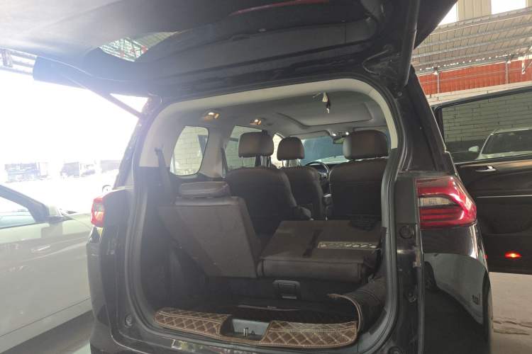 Used GAC Trumpchi M6 2019 270T Automatic Prestige Edition (7-seater) China V Standard