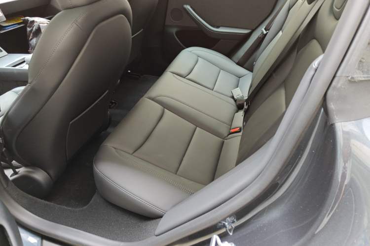 Used Tesla Model 3 2025 Model Revised Rear-Wheel-Drive Version
