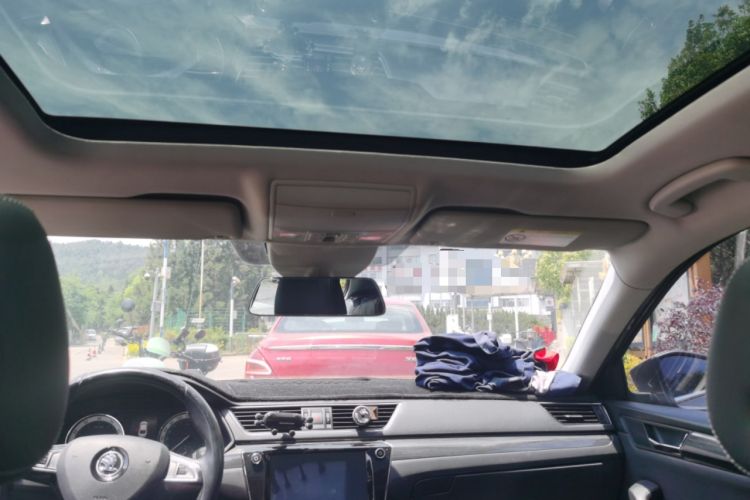 Used Skoda Superb 2016 TSI330 DSG Smart Drive Edition Headliner