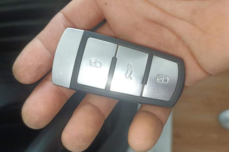 Used Volkswagen FAW-Volkswagen CC 2016 1.8TSI Luxury Model Vehicle Key