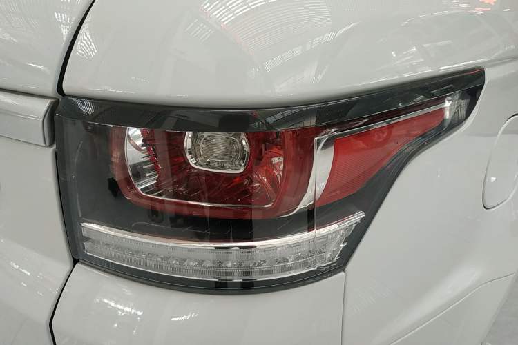 Used Land Rover Range Rover Sport 2017 3.0 SC V6 SE
