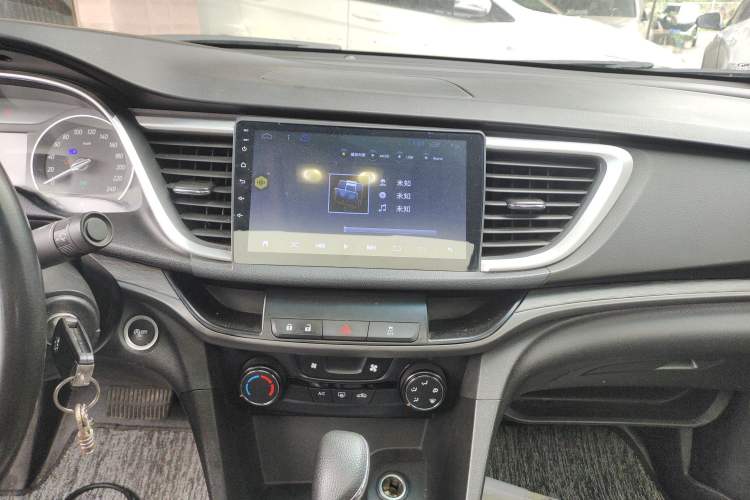 Used Buick GT 2018 18T Automatic Elite Model Audio And AC Panel