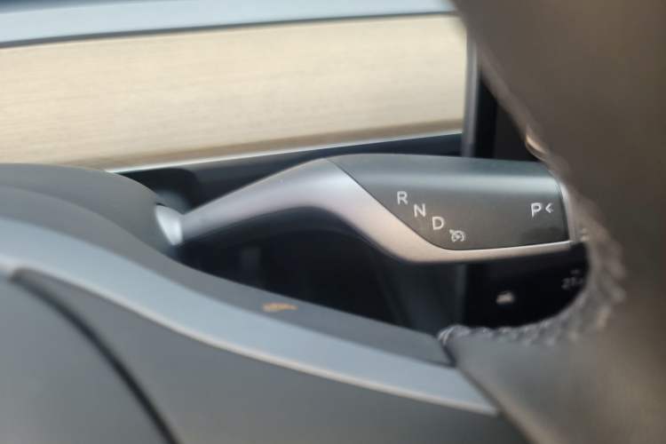 Used Tesla Model Y 2022 Rear-Wheel-Drive Version Gear Lever