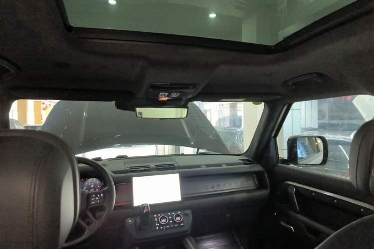 Used Land Rover Defender 2024 110 3.0T P400 X
