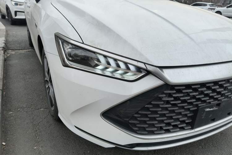 Used BYD Qin PLUS 2024 HONOR Edition DM-i 120KM Beyond Model
