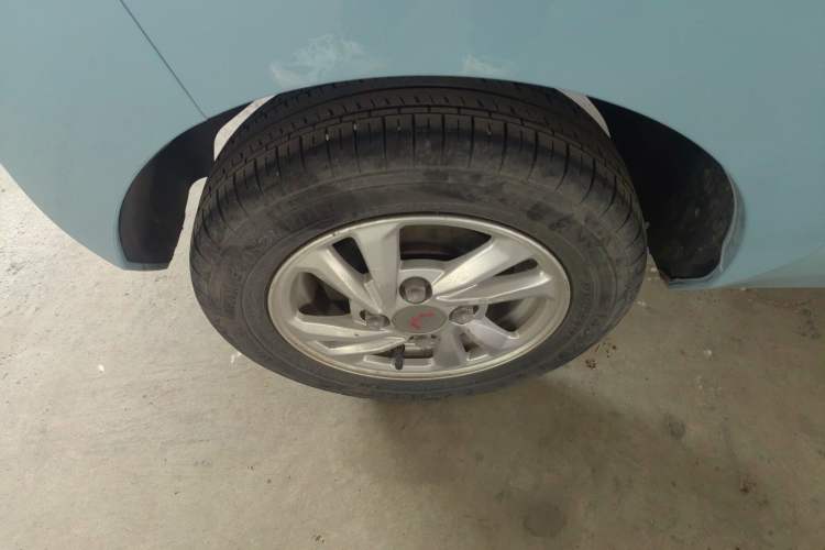 Used Wuling Hongguang MINIEV 2020 Freedom Version Lithium Iron Phosphate Right Rear Wheel Hub