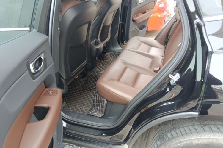 Used Volvo XC60 2024 B5 4x4 Smart Luxury Edition