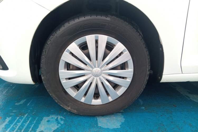 Used Volkswagen Santana 2021 1.5L Manual Fashion Edition Exterior 4