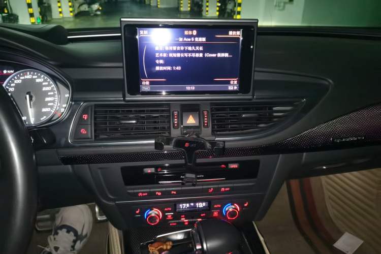 Used Audi S7 2013 4.0 TFSI quattro Audio And AC Panel